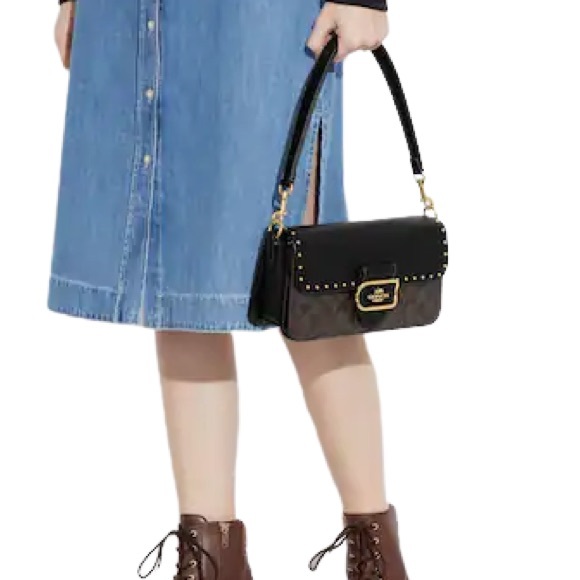 COACH Leather Morgan Collection Shoulder Bag In Signature Canvas.Gold rivets.NWT - Picture 5 of 7